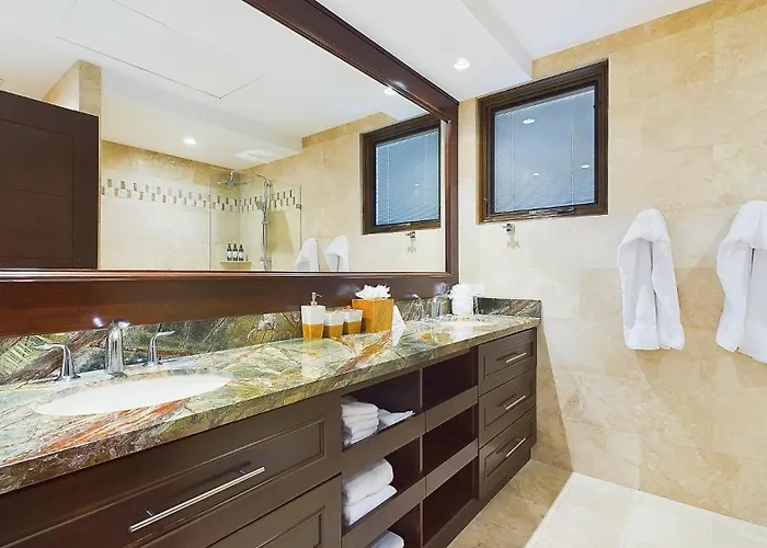 Apartamento 360 Splendor 208f- Ocean View Condo, Breakfast Playa Flamingo