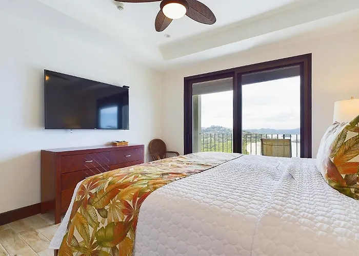 Apartamento 360 Splendor 208f- Ocean View Condo, Breakfast Playa Flamingo
