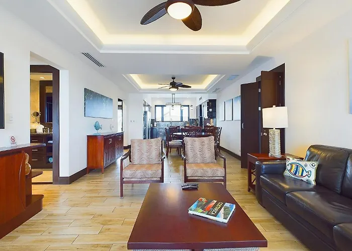 360 Splendor 208f- Ocean View Condo, Breakfast Playa Flamingo
